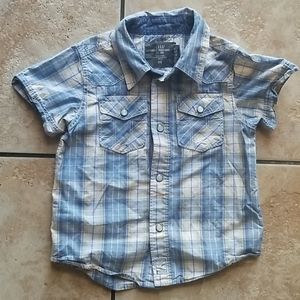 Short sleeve shirt